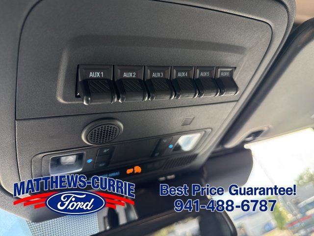 Certified 2025 Ford Bronco Heritage Edition AWD/4WD image 23