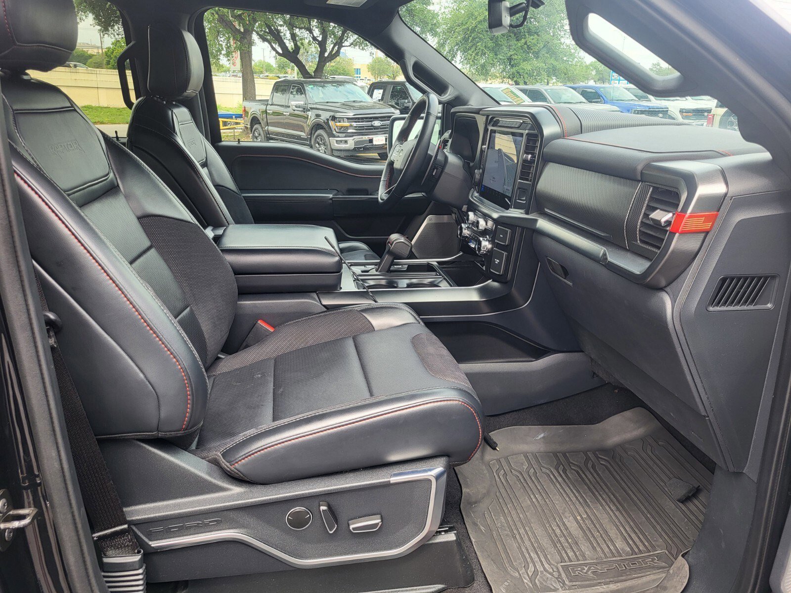 Certified 2024 Ford F150 Raptor image 12