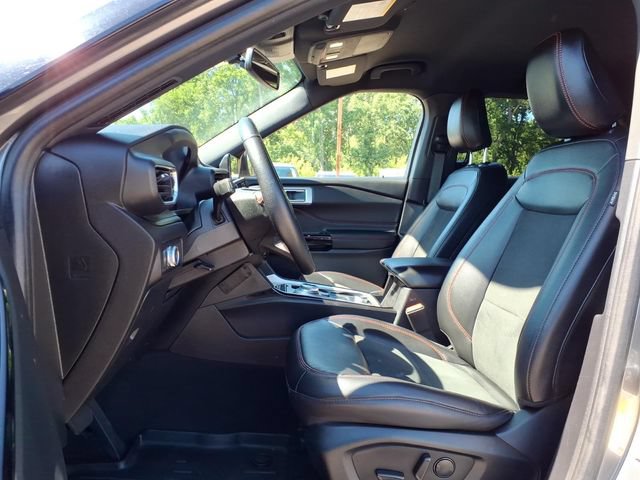 Certified 2022 Ford Explorer ST-Line AWD/4WD image 17