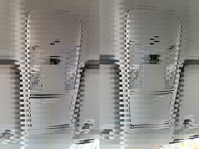 Used 2017 Toyota RAV4 LE image 22