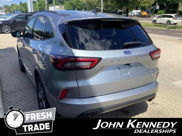 Certified 2024 Ford Escape ST-Line AWD/4WD image 5