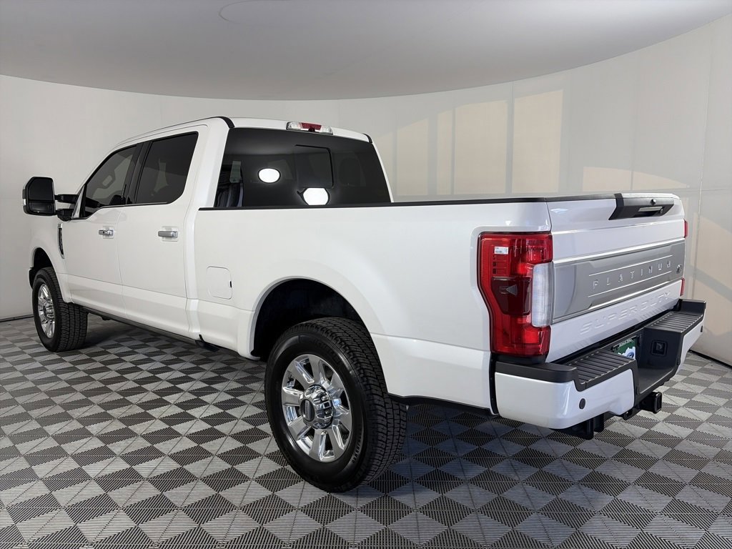 Certified 2017 Ford F350 Platinum w/ Platinum Ultimate Package image 3