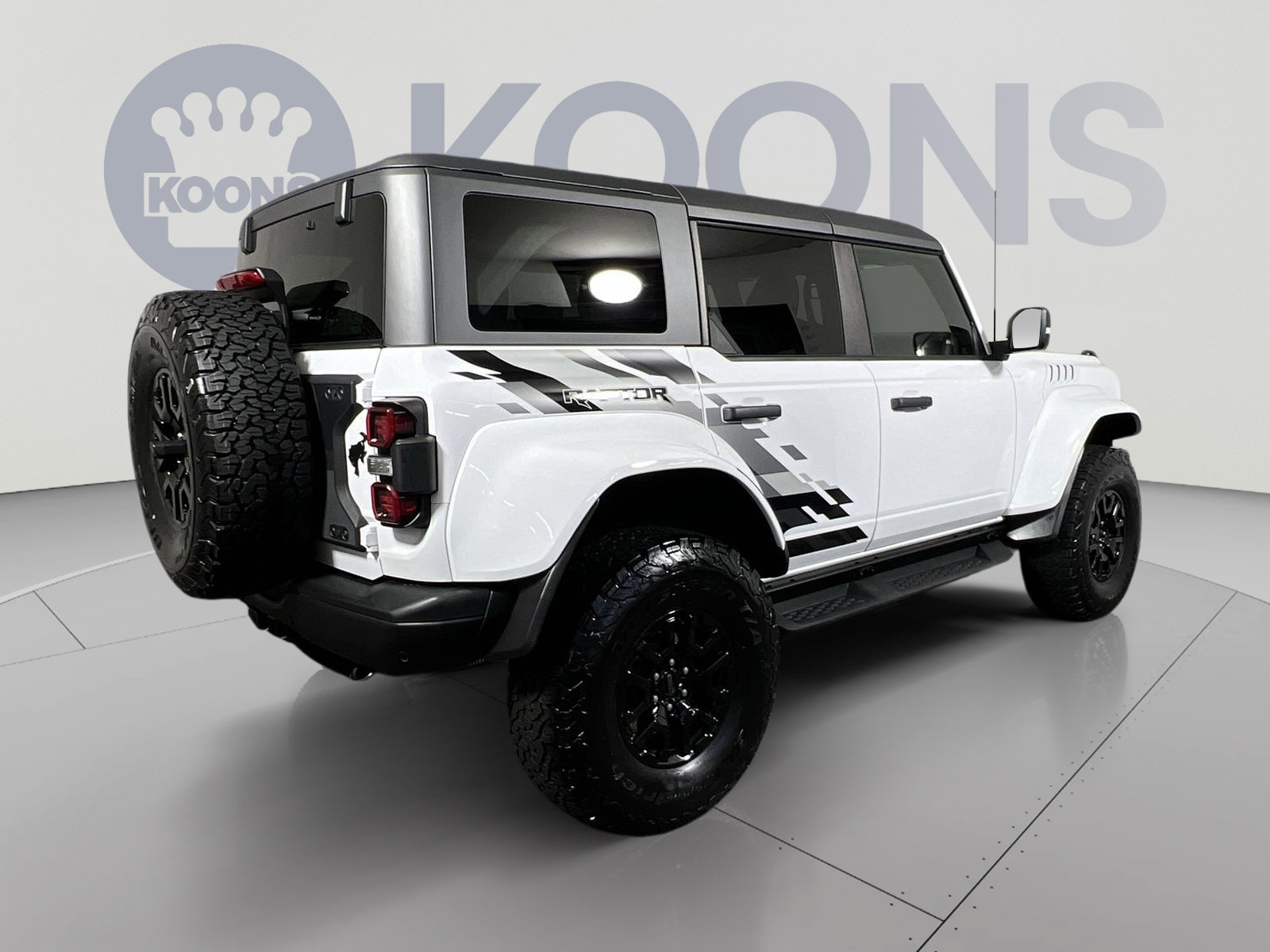 Certified 2024 Ford Bronco Raptor w/ Interior Carbon Fiber Pack 6 AWD/4WD image 11