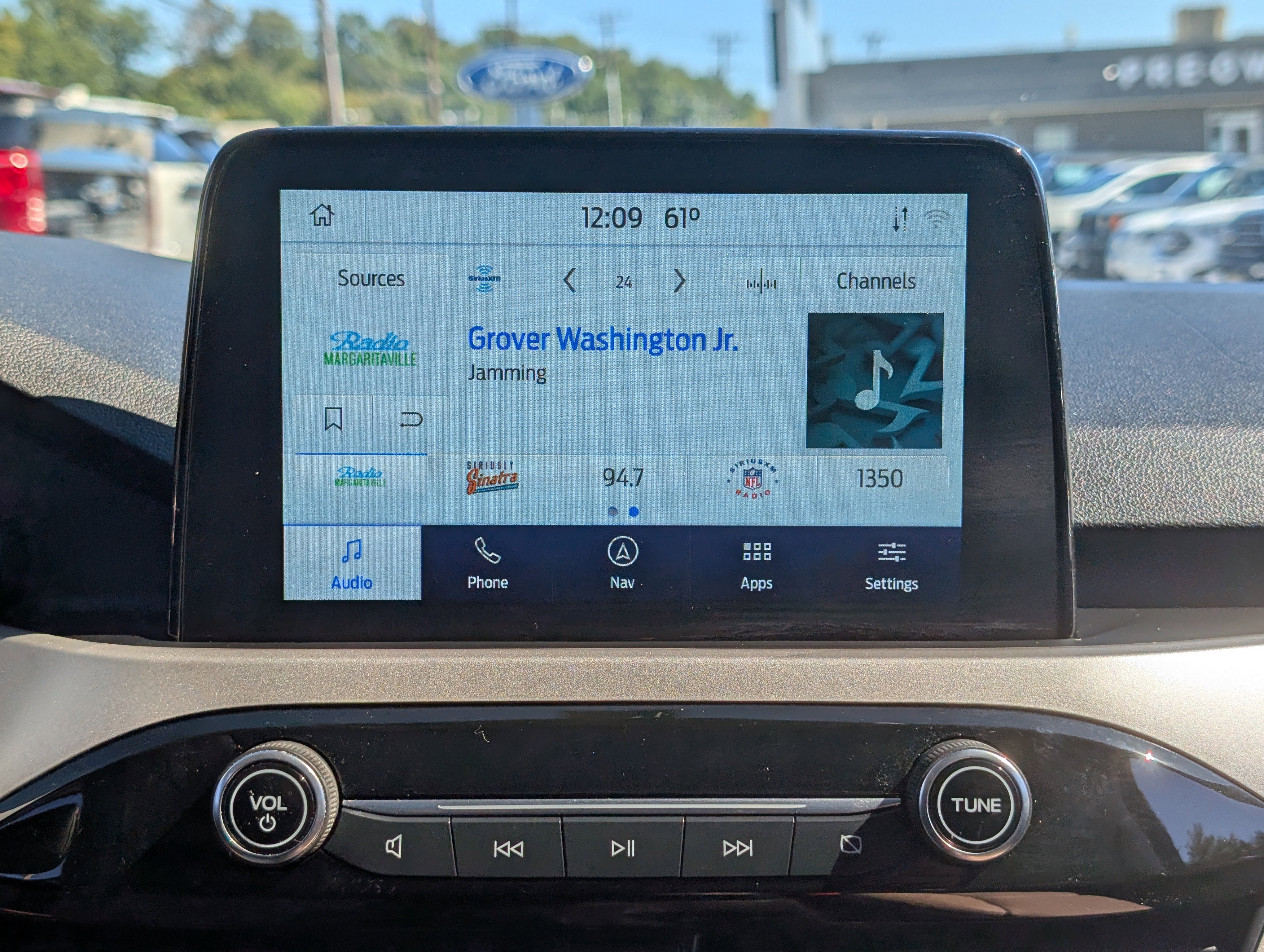 Certified 2022 Ford Escape SEL w/ Technology Package image 30