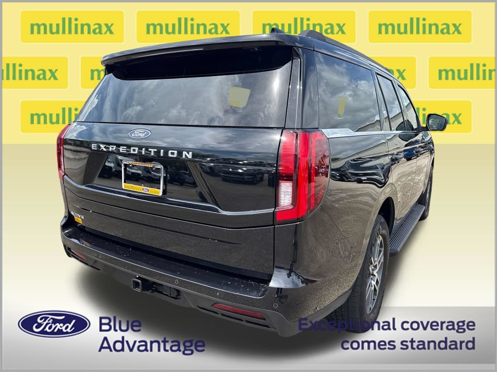 Certified 2025 Ford Expedition Active RWD image 4