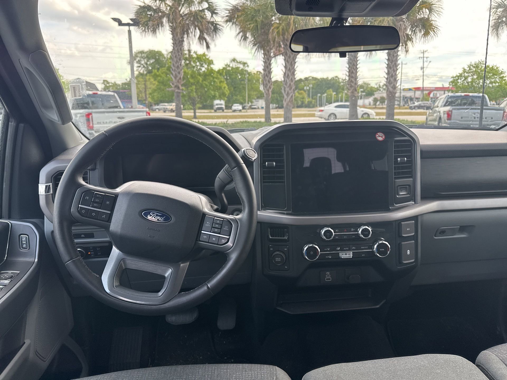 Certified 2025 Ford F150 XLT w/ Equipment Group 301A Standard image 11