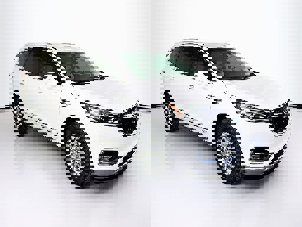 Used 2021 Buick Enclave Essence image 7