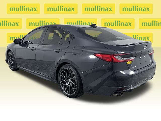 Used 2025 Toyota Camry XSE image 3