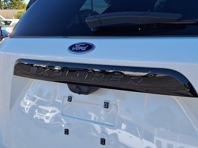 Certified 2021 Ford Explorer ST w/ Equipment Group 401A AWD/4WD image 31
