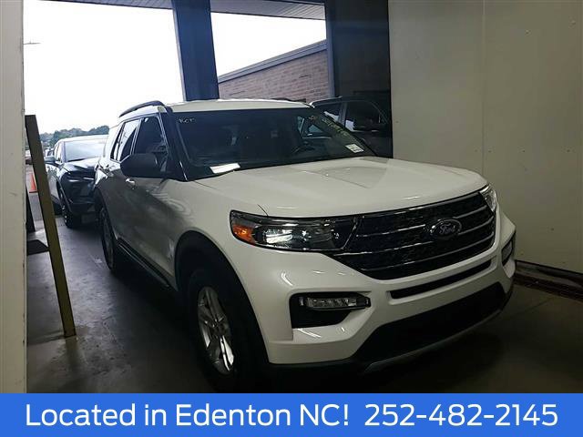 Certified 2023 Ford Explorer XLT w/ Equipment Group 202A AWD/4WD image 3