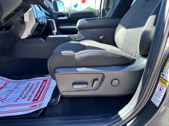 Used 2017 Toyota Tundra SR5 w/ TRD Off Road Package AWD/4WD image 11