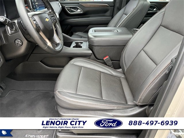 Used 2023 Chevrolet Suburban High Country image 10