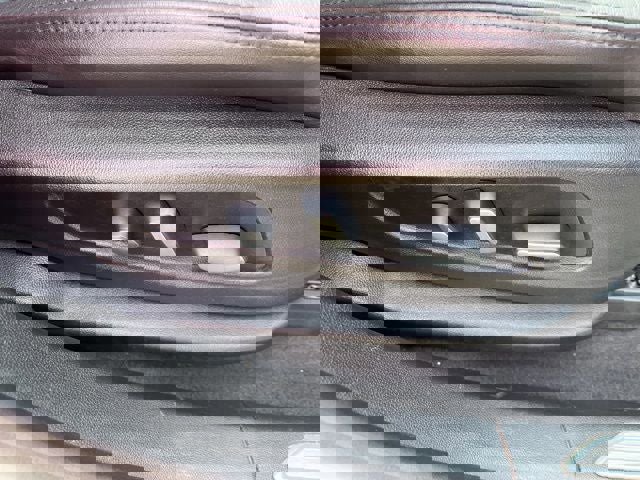 Used 2019 Cadillac XT5 Premium Luxury AWD/4WD image 23