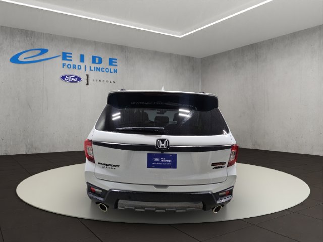 Used 2023 Honda Passport TrailSport image 9