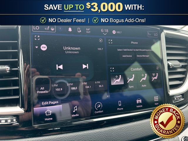 Used 2023 Chrysler Pacifica Touring-L FWD image 26
