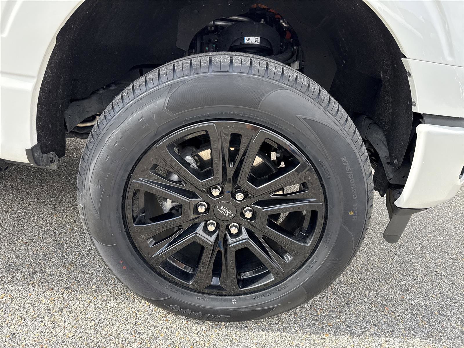 Certified 2024 Ford F150 Platinum w/ FX4 Off-Road Package image 17