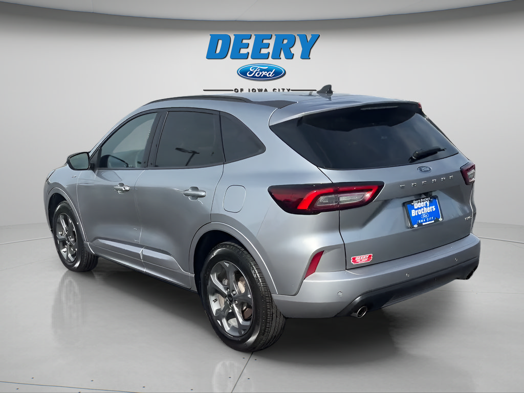 Certified 2024 Ford Escape ST-Line w/ Tech Pack #1 AWD/4WD image 7