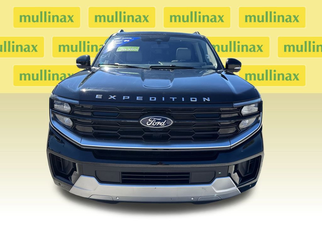 Certified 2025 Ford Expedition Max Platinum image 12