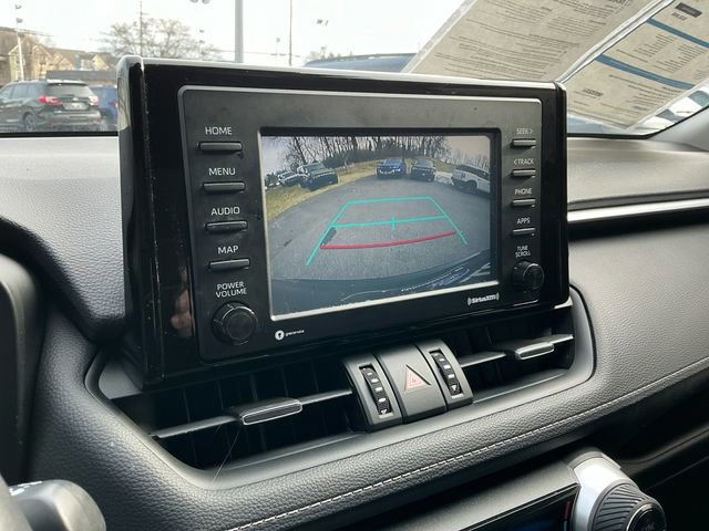 Used 2020 Toyota RAV4 XLE Premium image 22