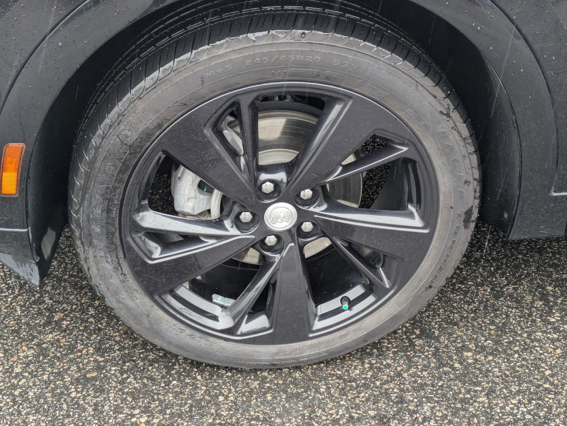 Used 2021 Buick Envision Essence w/ Technology Package I image 11