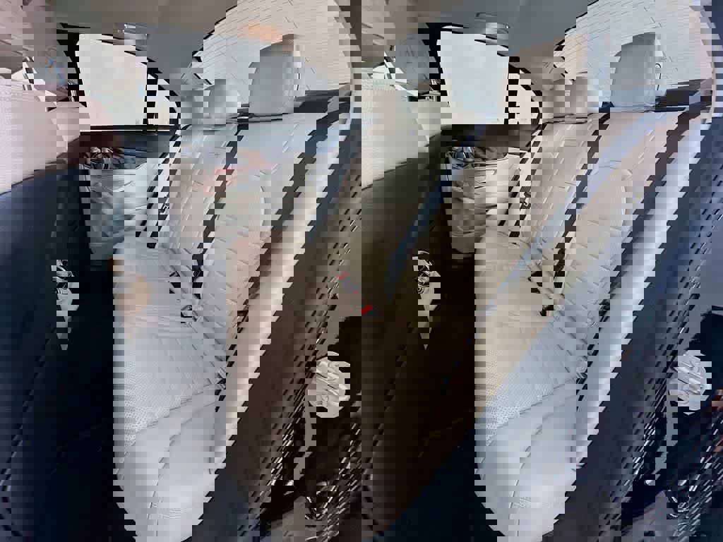 Used 2021 Mercedes-Benz C 300 Sedan image 14