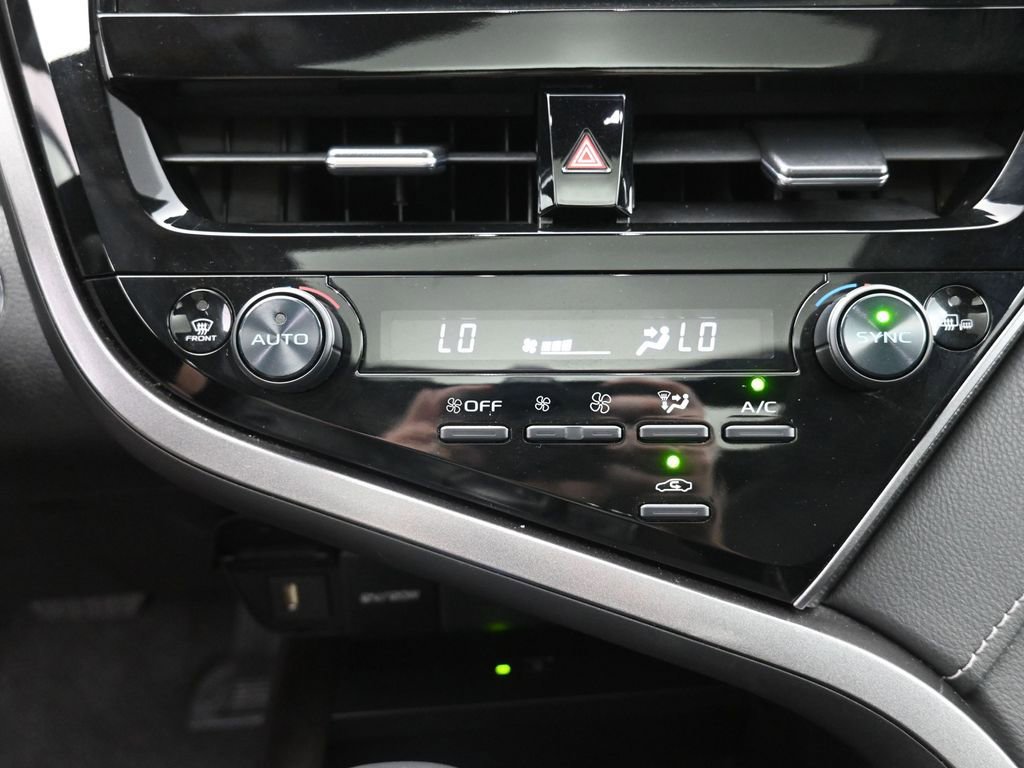 Used 2024 Toyota Camry XSE FWD image 29