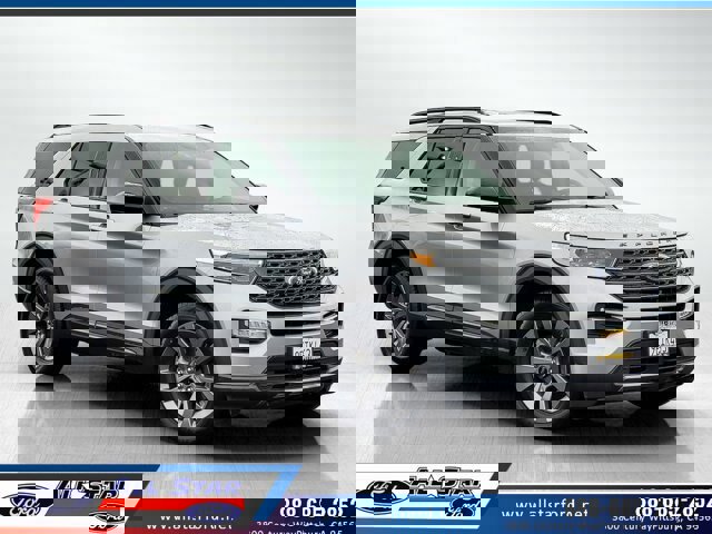 Certified 2022 Ford Explorer XLT w/ Equipment Group 202A image 7