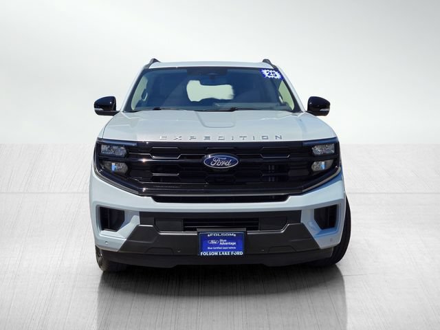 Certified 2025 Ford Expedition Active RWD image 2