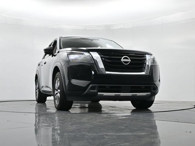 Used 2025 Nissan Pathfinder SL FWD image 37