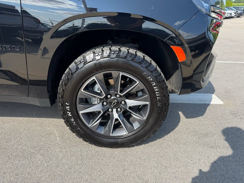 Used 2022 Chevrolet Suburban Z71 AWD/4WD image 10