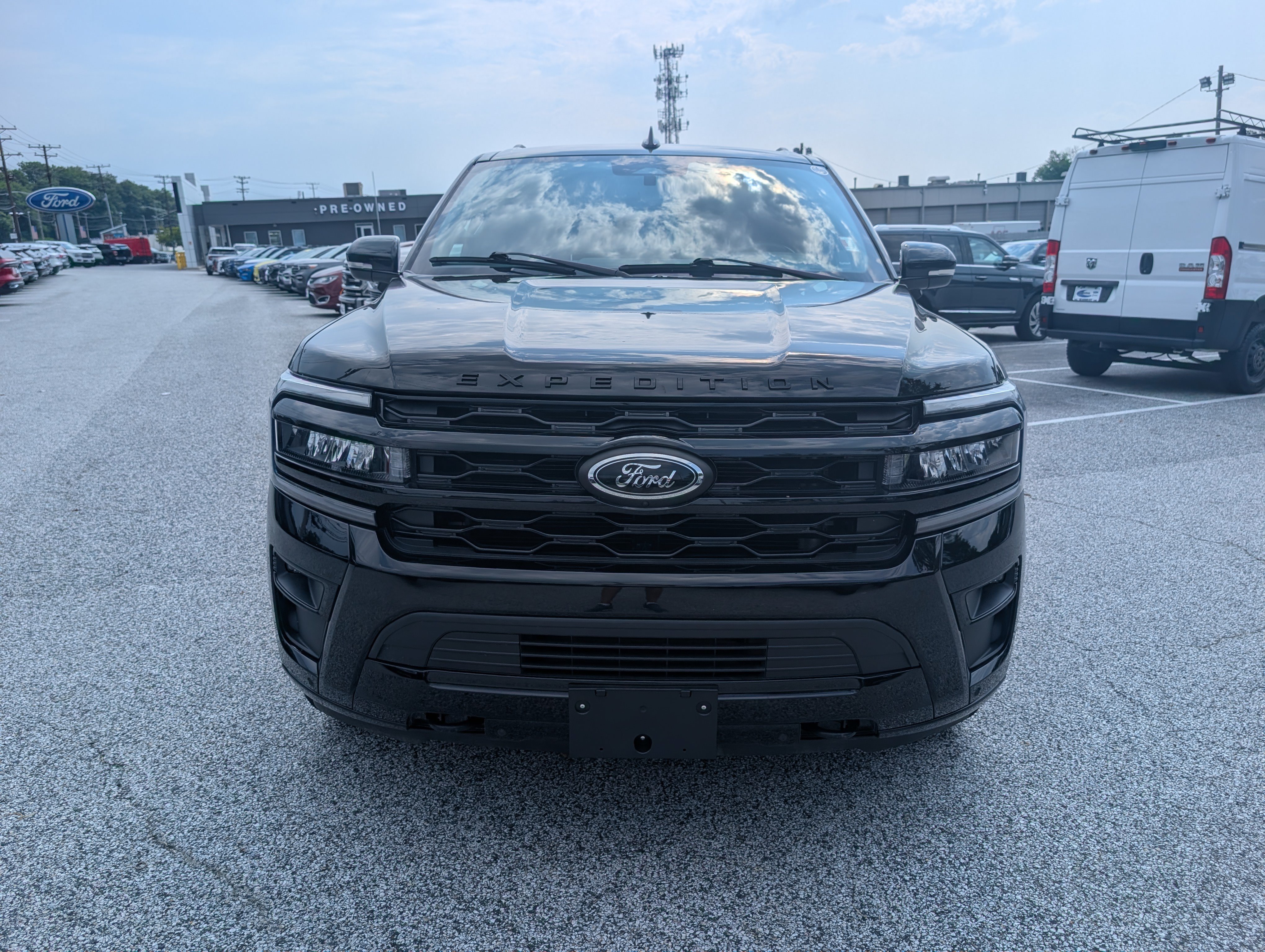 Certified 2023 Ford Expedition Limited AWD/4WD image 10