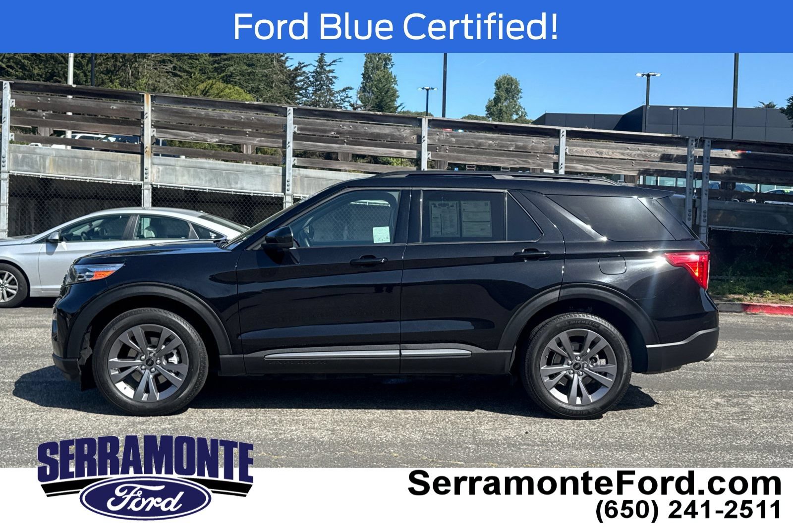 Certified 2022 Ford Explorer XLT w/ Equipment Group 202A AWD/4WD image 8