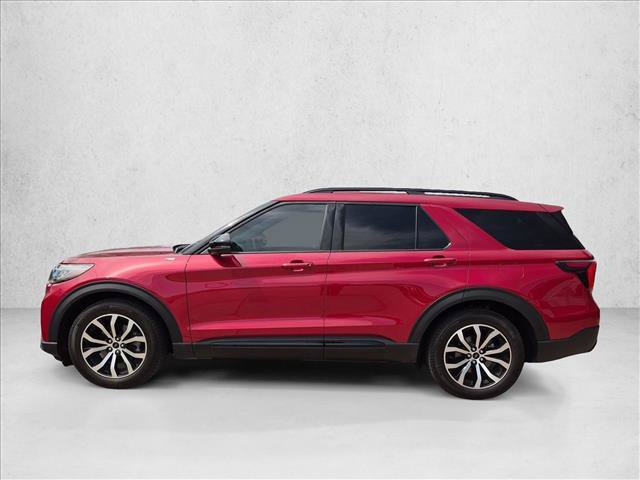 Certified 2025 Ford Explorer ST-Line w/ Premium Package RWD image 9
