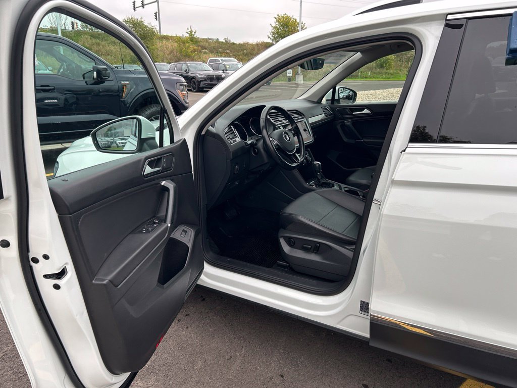 Used 2018 Volkswagen Tiguan S AWD/4WD image 9