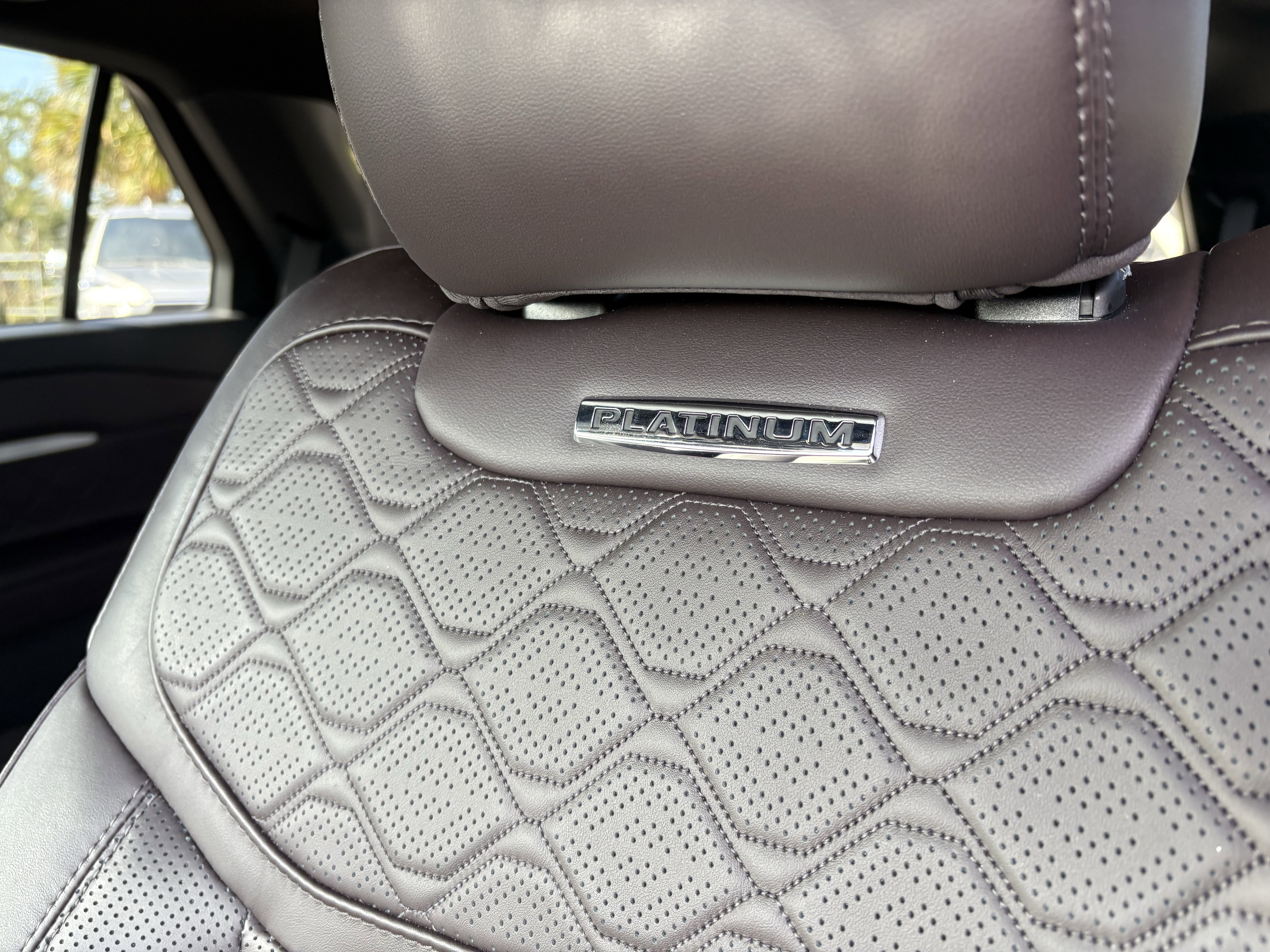 Certified 2025 Ford Explorer Platinum w/ Ultimate Package image 28