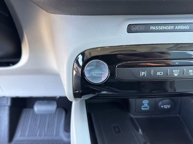 Certified 2023 Ford Escape SE w/ PHEV Premium Package FWD image 23