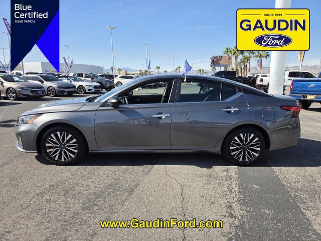 Used 2025 Nissan Altima 2.5 SV FWD image 4
