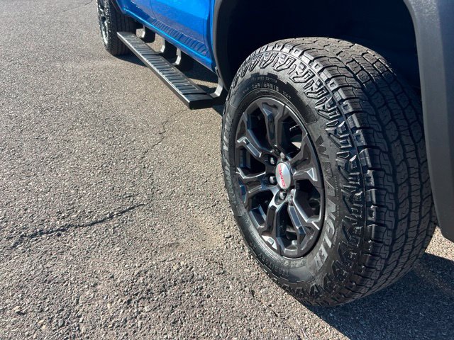 Used 2023 GMC Canyon Elevation w/ Elevation Premium Package AWD/4WD image 24