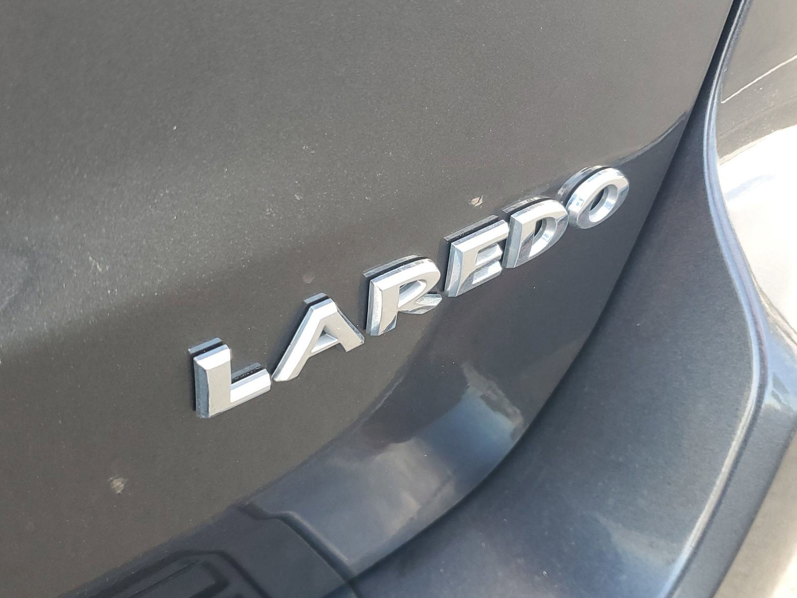 Used 2021 Jeep Grand Cherokee Laredo X image 6