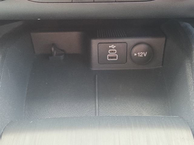 Certified 2025 Ford Escape Active AWD/4WD image 30