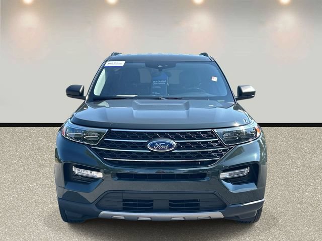 Certified 2024 Ford Explorer XLT w/ Equipment Group 202A AWD/4WD image 2