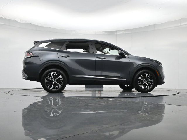 Used 2025 Kia Sportage EX AWD/4WD image 35