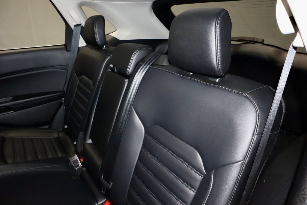 Certified 2024 Ford Edge SEL image 22