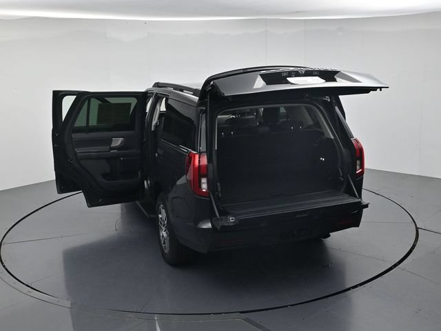 Certified 2025 Ford Expedition Active AWD/4WD image 54