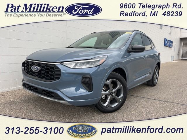 Certified 2024 Ford Escape ST-Line w/ Tech Pack #1 AWD/4WD image 1