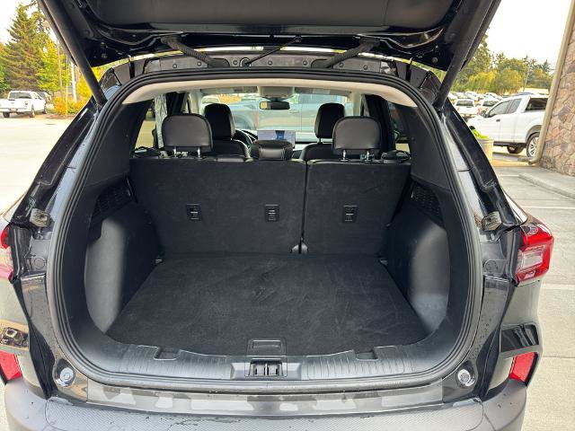 Certified 2025 Ford Escape Platinum AWD/4WD image 13
