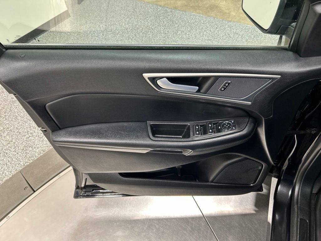 Certified 2024 Ford Edge SEL w/ Convenience Package AWD/4WD image 15