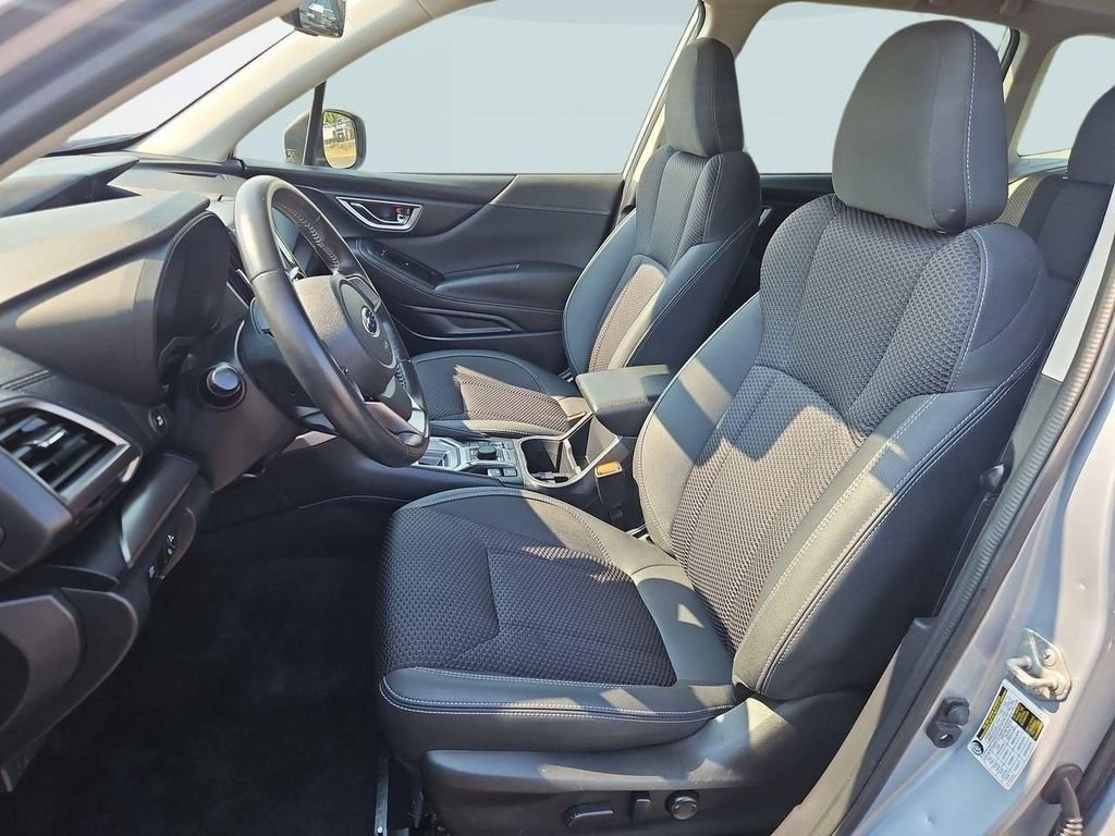Used 2023 Subaru Forester Premium AWD/4WD image 13
