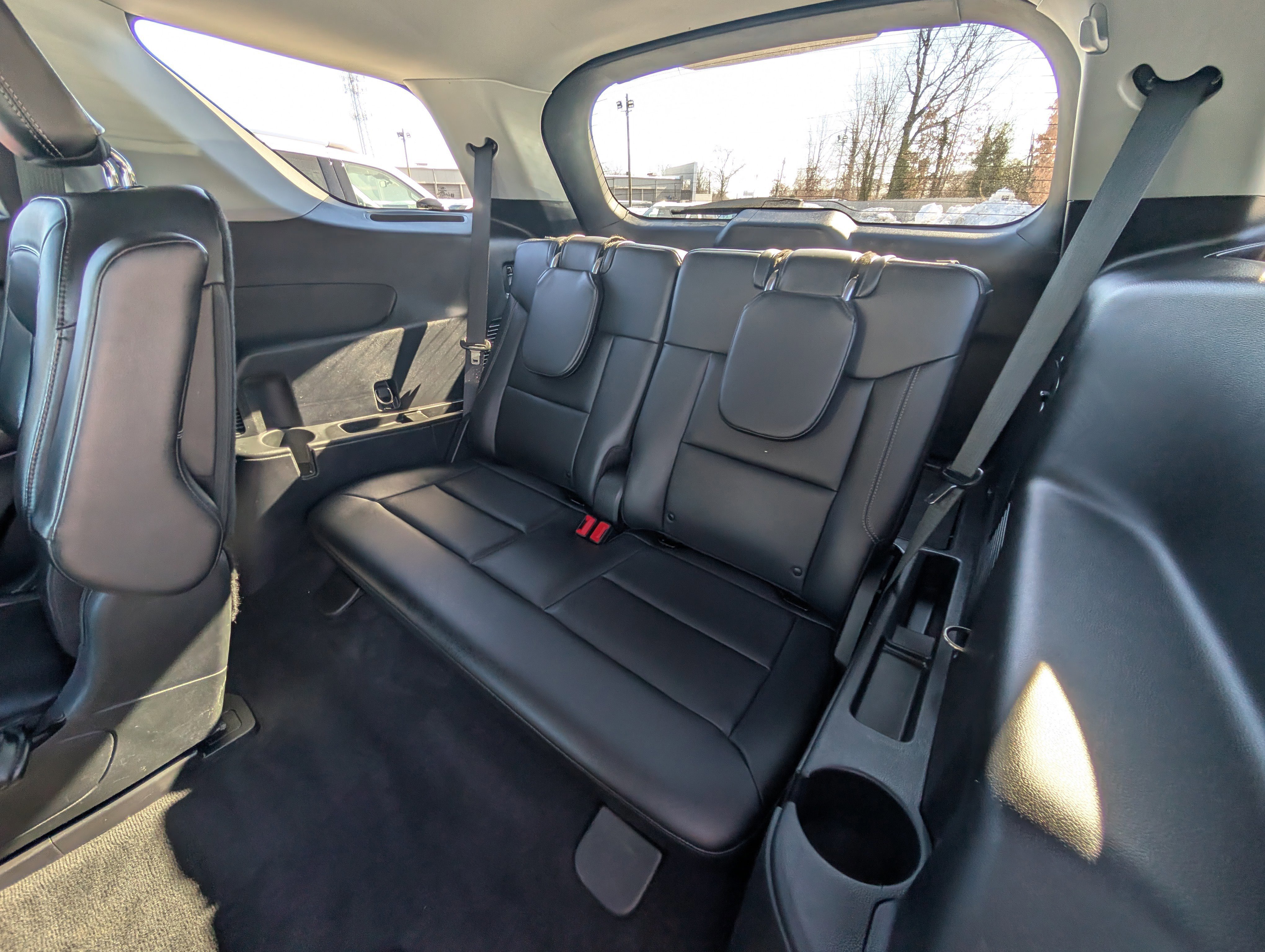 Certified 2022 Ford Explorer XLT w/ Equipment Group 202A image 17