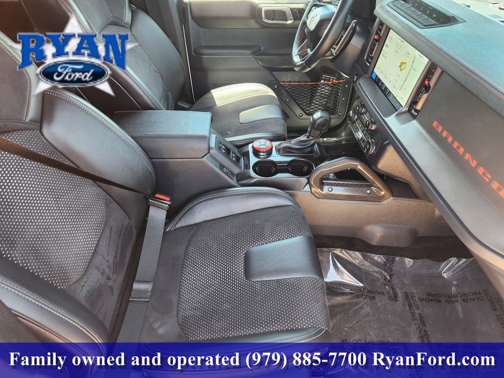 Certified 2025 Ford Bronco Raptor w/ Interior Carbon Fiber Pack AWD/4WD image 10
